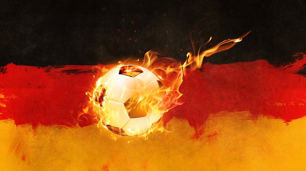2024德国欧洲杯海报：足球盛宴，激情再燃！